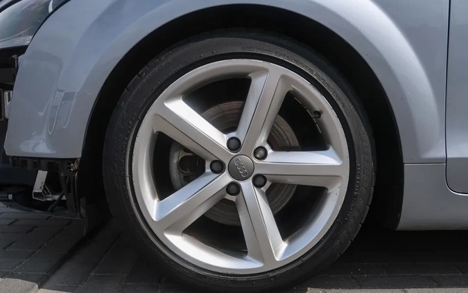 Audi TT cena 29900 przebieg: 121825, rok produkcji 2010 z Ryn małe 742